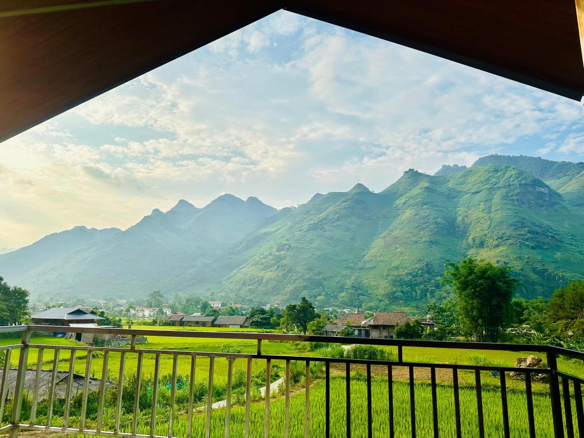 Du Gia Field View Homestay Lang Cac Exterior photo