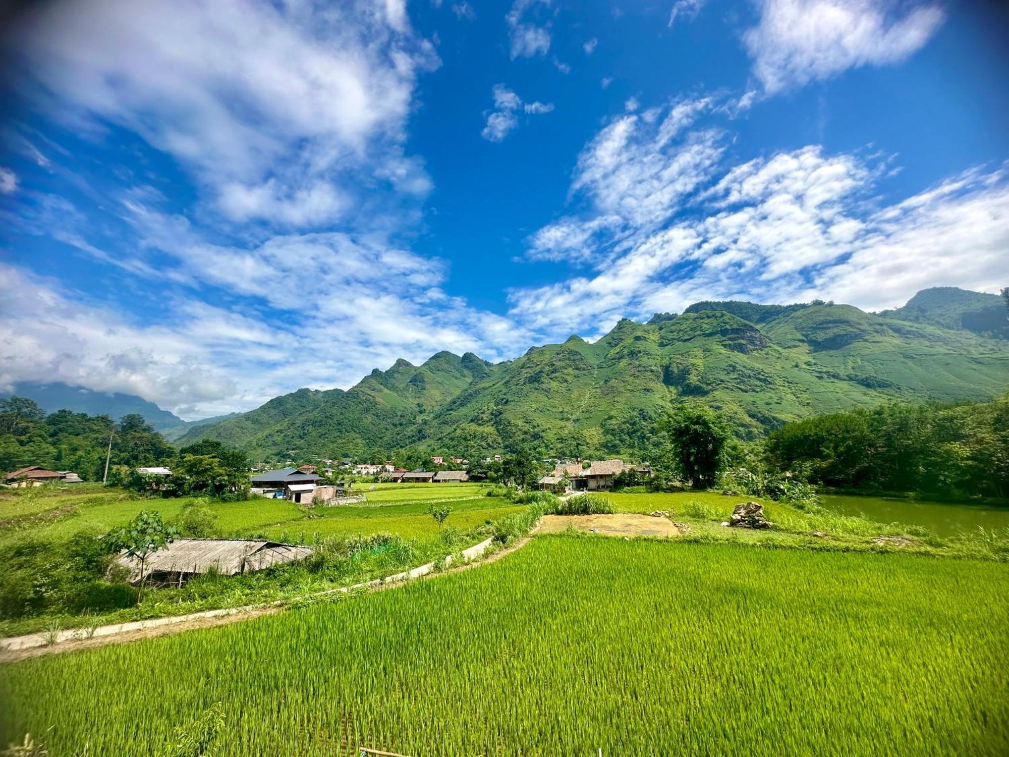 Du Gia Field View Homestay Lang Cac Exterior photo